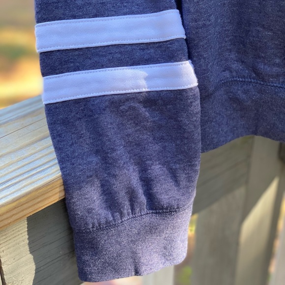 NFL Team Apparel New England Patriots 2XL Hoodie - Picture 3 of 6